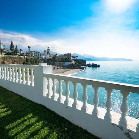 Palmeras 9 Menyber Nerja Eksteriør bilde